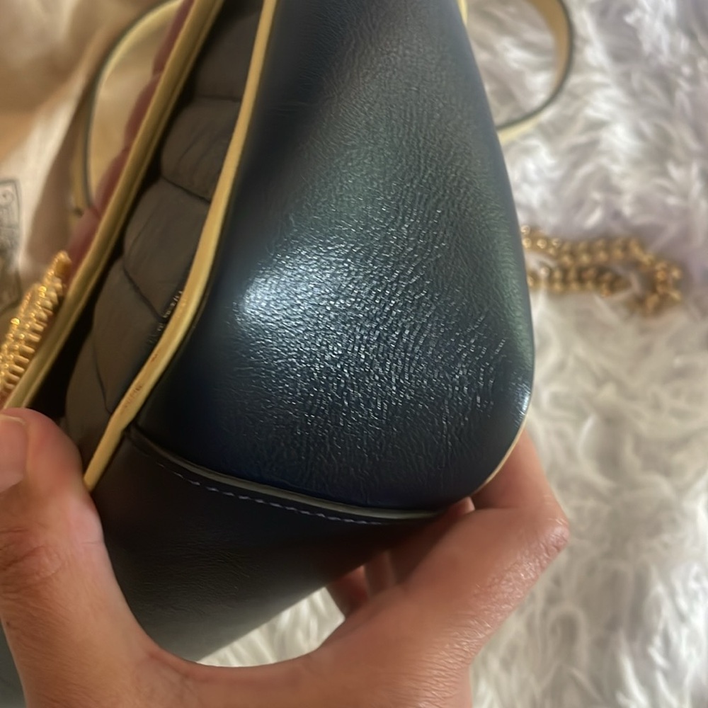 SOLD Authentic Gucci GG marmont diagonal red blue cream calfskin Matelasse - Picture 5 of 10